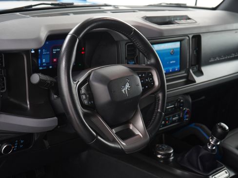 Used 2021 Ford Bronco Black Diamond image 26