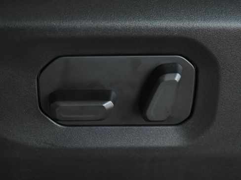 New 2026 Jeep Wrangler Unlimited Sahara image 13