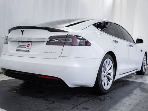 Used 2019 Tesla Model S Long Range image 4