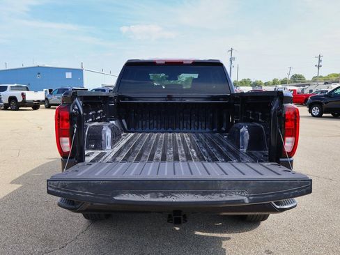 New 2026 GMC Sierra 1500 Elevation image 9