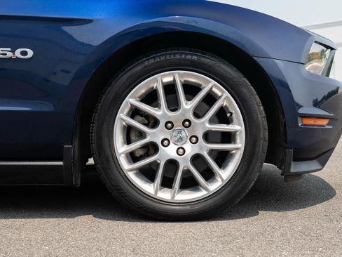 Used 2012 Ford Mustang GT Premium RWD image 16
