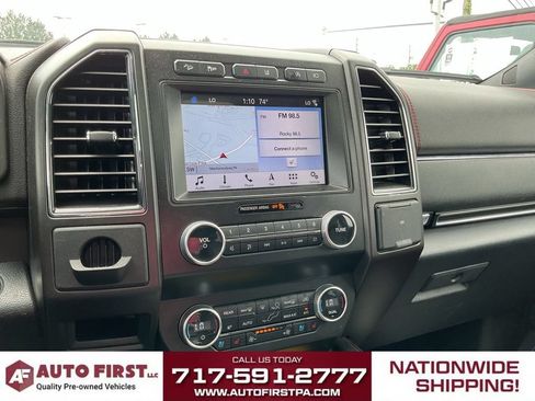 Used 2019 Ford Expedition Limited w/ Equipment Group 303A AWD/4WD image 24