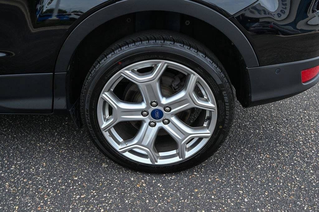 Used 2019 Ford Escape Titanium AWD/4WD image 13