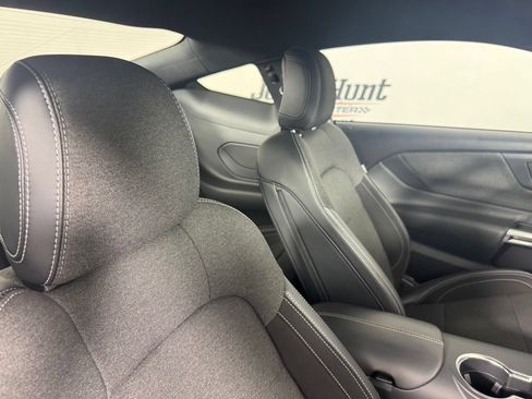 Used 2025 Ford Mustang Coupe RWD image 25