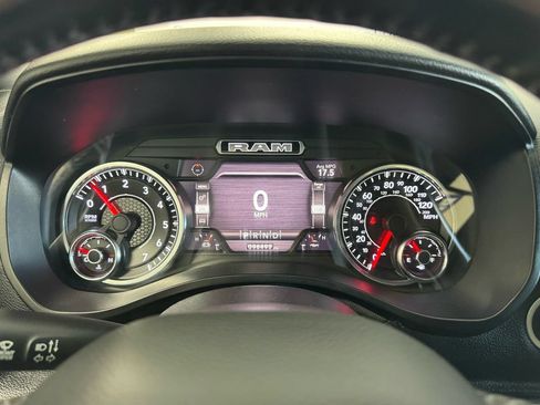 Used 2021 RAM 1500 Big Horn AWD/4WD image 35