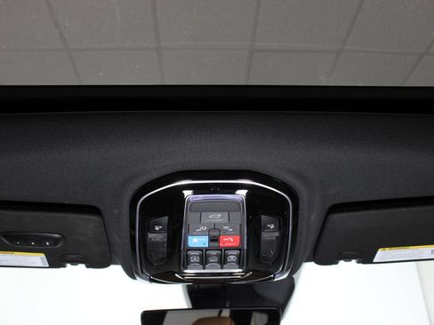 Used 2024 Jeep Grand Cherokee L Summit w/ MOPAR Finishing Package AWD/4WD image 15