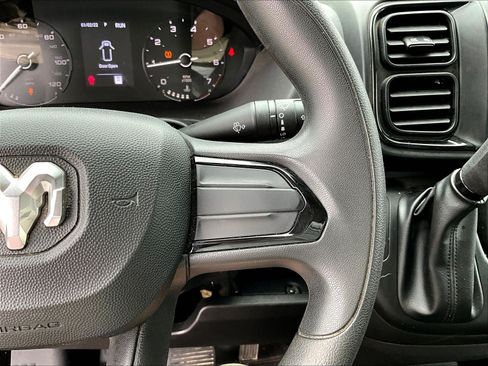 Used 2024 RAM ProMaster 2500 FWD image 9