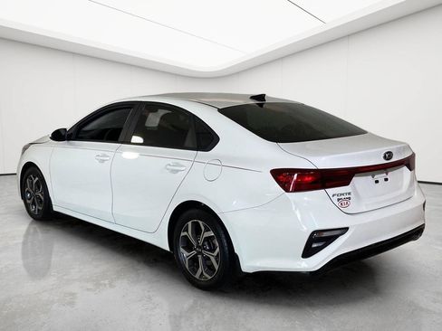 Used 2020 Kia Forte LXS FWD image 7