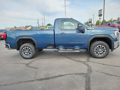 Used 2024 GMC Sierra 3500 SLE w/ SLE Convenience Package AWD/4WD image 4
