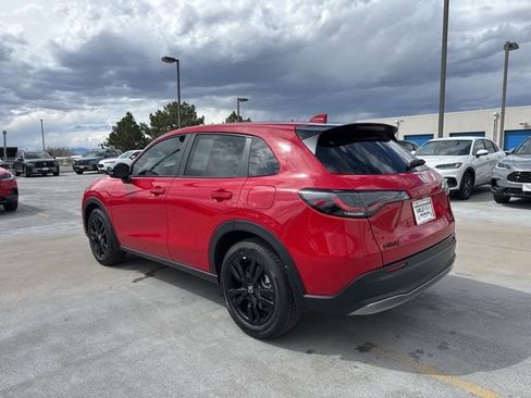 Certified 2026 Honda HR-V Sport image 7