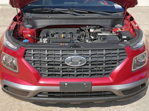 Used 2020 Hyundai Venue SE FWD image 7