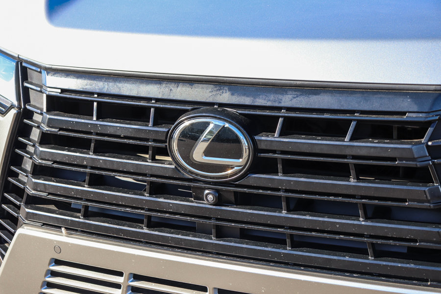 Used 2025 Lexus GX 550 w/ Accessory Package (2T) AWD/4WD image 15