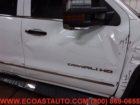 Used 2018 GMC Sierra 2500 Denali w/ Duramax Plus Package image 16