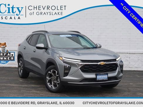 Used 2025 Chevrolet Trax LT w/ LT Convenience Package image 1