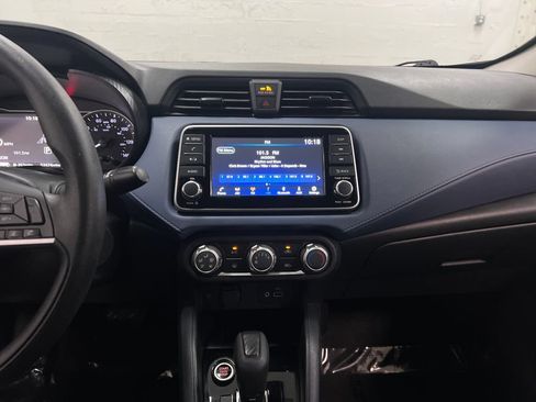 Used 2024 Nissan Versa SV FWD image 19