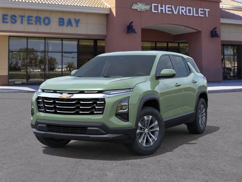 New 2026 Chevrolet Equinox LT AWD/4WD image 6