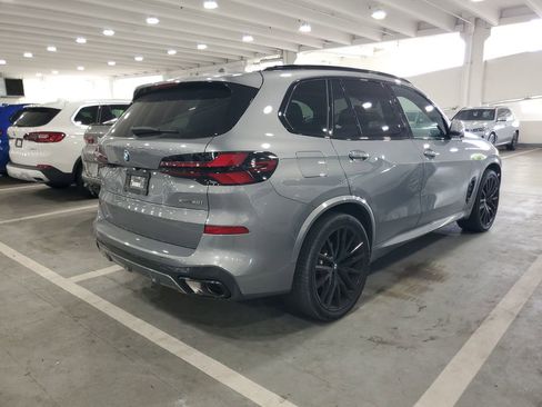 Certified 2024 BMW X5 xDrive40i w/ Executive Package AWD/4WD image 3
