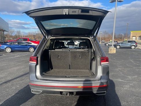 Used 2021 Volkswagen Atlas SE w/ Panoramic Sunroof Package image 8