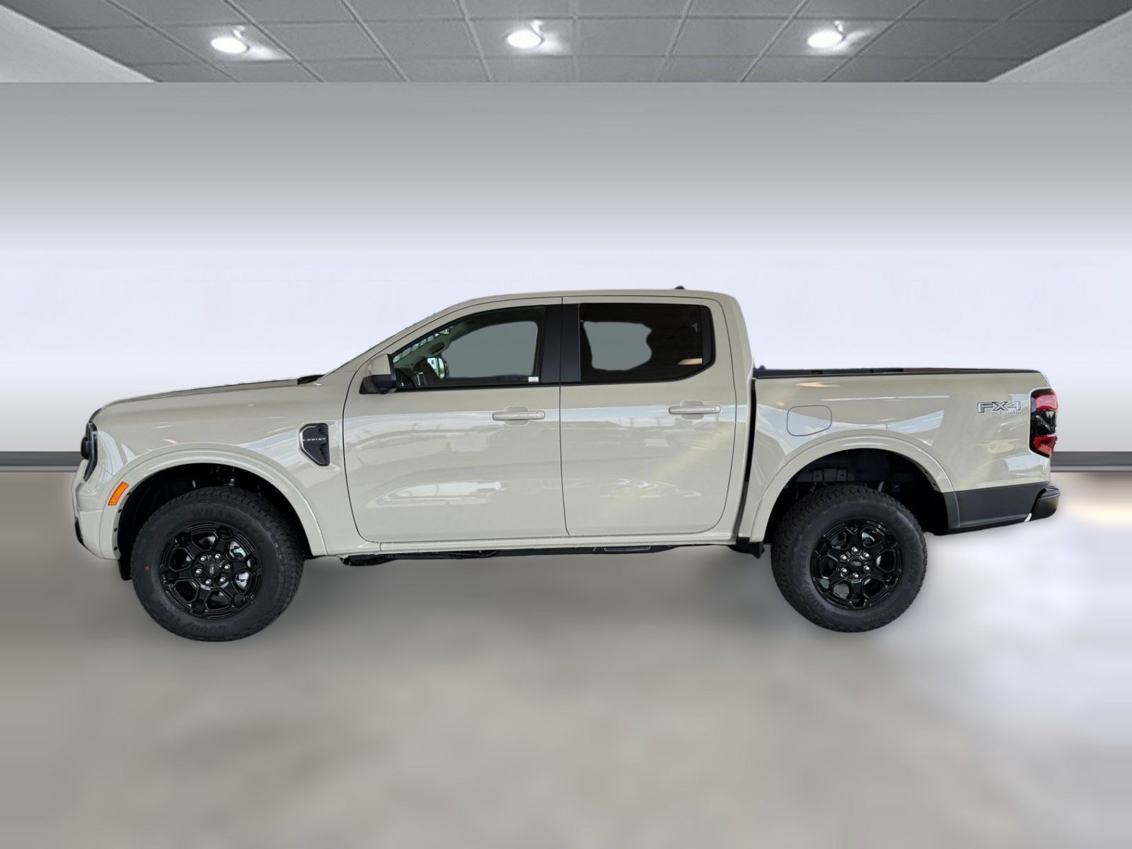 New 2026 Ford Ranger Lariat w/ FX4 Off-Road Package AWD/4WD image 2