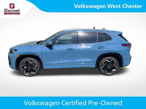 Certified 2025 Volkswagen Tiguan SEL R-Line AWD/4WD image 2