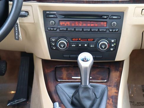 Used 2007 BMW 328xi Sedan AWD/4WD image 12