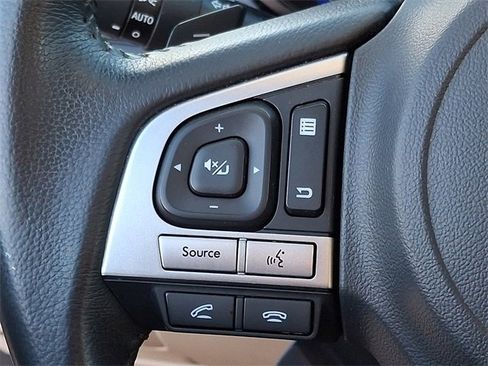 Used 2017 Subaru Outback 3.6R Limited image 22