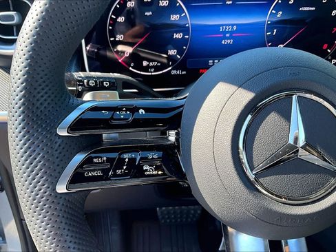 Certified 2026 Mercedes-Benz GLC 300 4MATIC image 23