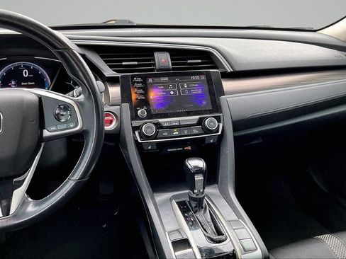 Used 2020 Honda Civic EX image 4