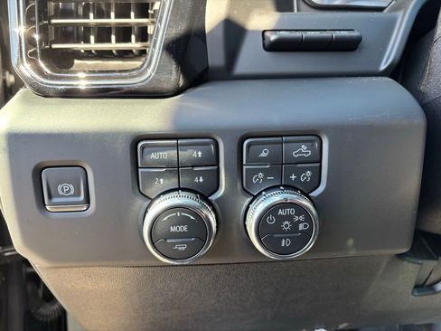 New 2026 GMC Sierra 3500 AT4 w/ AT4 Premium Plus Package image 16