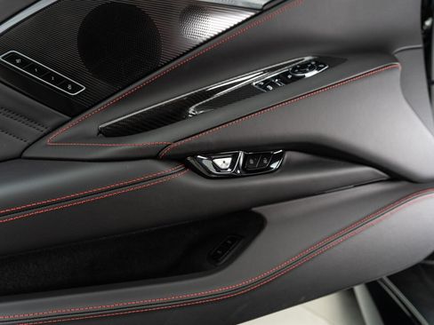 Used 2024 Chevrolet Corvette Z06 RWD image 81