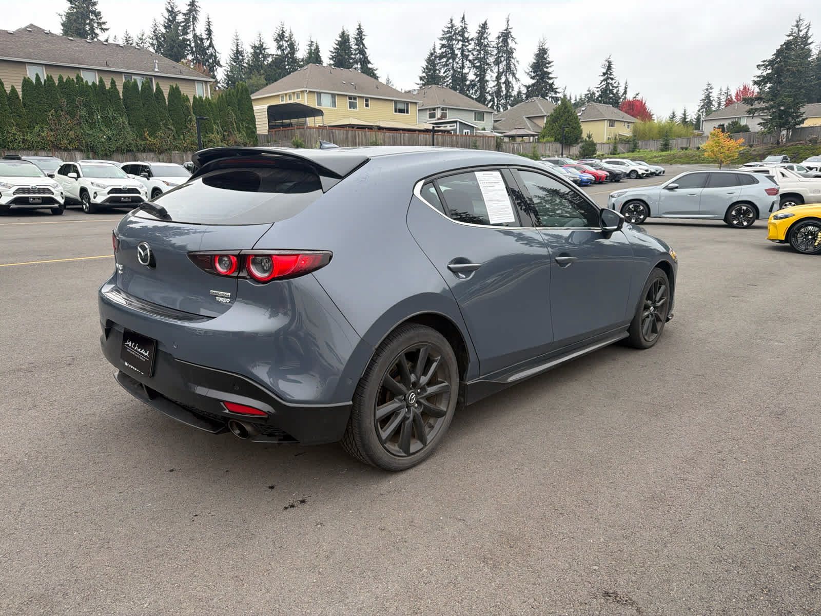 Used 2021 MAZDA MAZDA3 Hatchback w/Premium Plus Pkg AWD/4WD image 4