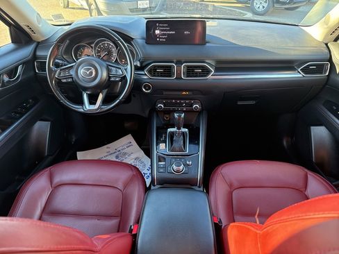 Certified 2023 MAZDA CX-5 Carbon Edition image 24