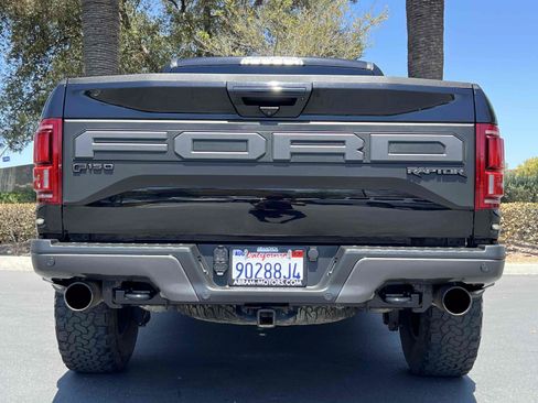 Used 2019 Ford F150 Raptor w/ Equipment Group 802A Luxury AWD/4WD image 44