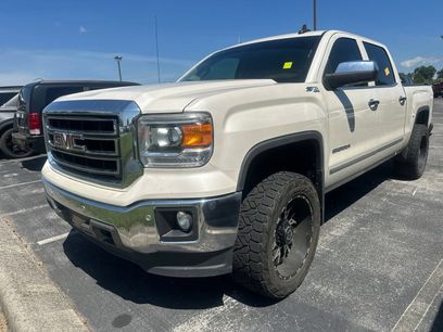 Used 2015 GMC Sierra 1500 SLT w/ SLT Crew Cab Value Package