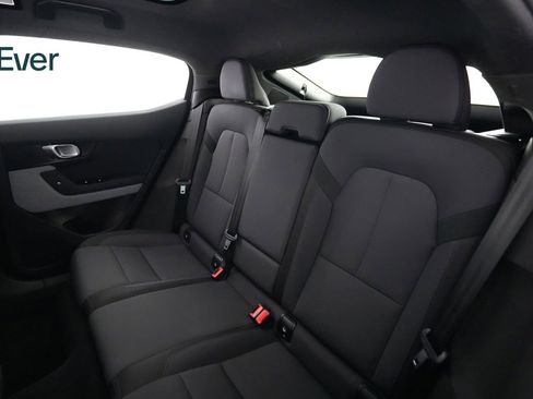 Used 2024 Polestar Polestar 2 image 24