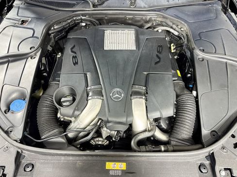 Used 2017 Mercedes-Benz S 550 4MATIC Sedan image 38