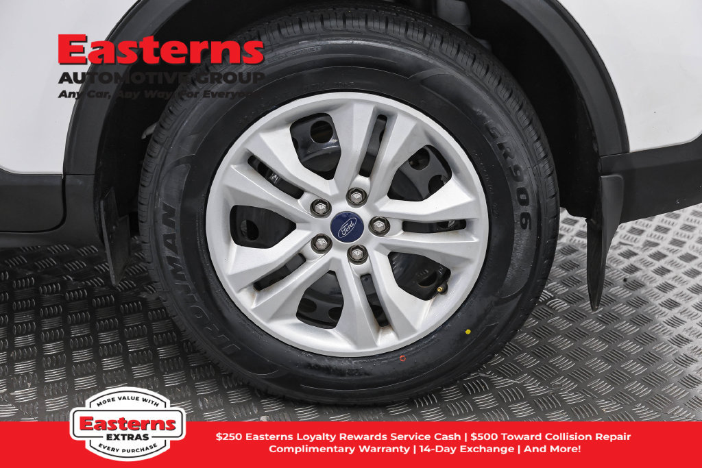 Used 2022 Ford Escape S AWD/4WD image 34