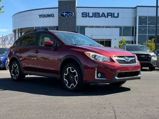 Used 2017 Subaru Crosstrek 2.0i Premium w/ Moonroof Package AWD/4WD video 1