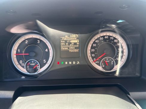 Used 2018 RAM 2500 Tradesman w/ Chrome Appearance Group AWD/4WD image 18