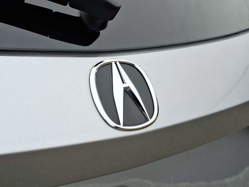 Used 2024 Acura MDX SH-AWD w/ Technology Package image 34