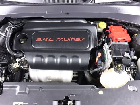 Used 2020 Jeep Compass Limited image 38