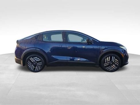 New 2026 Nissan Leaf SV+ w/ Floor Mat Package (SV+) image 8