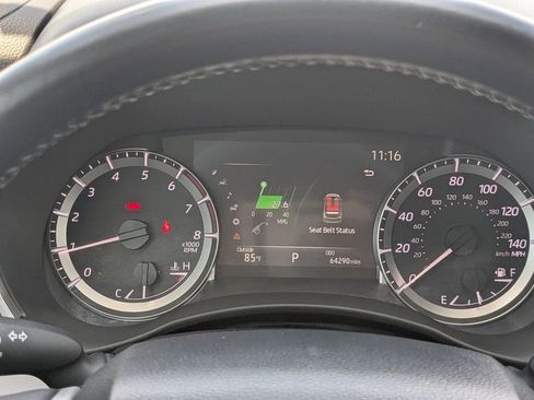 Used 2023 Toyota Highlander XLE image 26