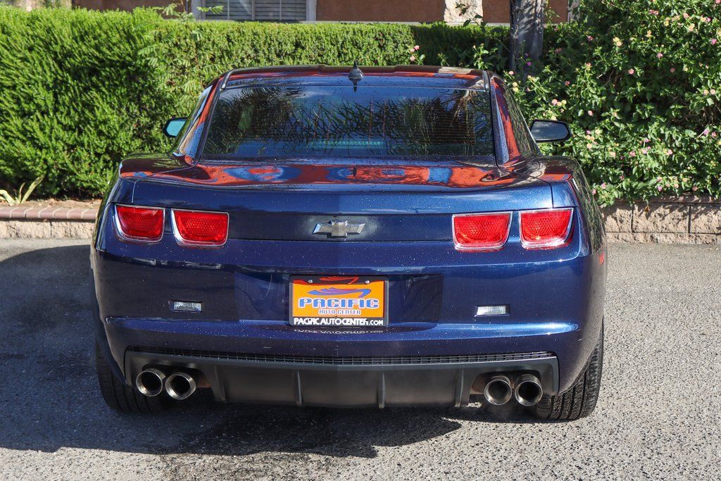 Used 2011 Chevrolet Camaro LS RWD image 7