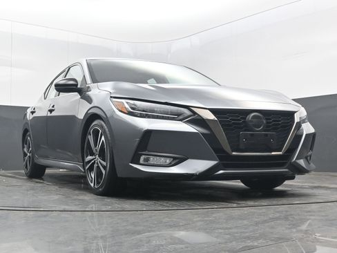 Used 2022 Nissan Sentra SR w/ Trunk Package image 25