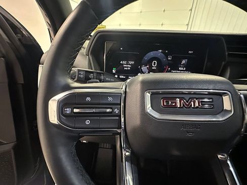 Used 2026 GMC Terrain Elevation w/ Black Edition AWD/4WD image 34