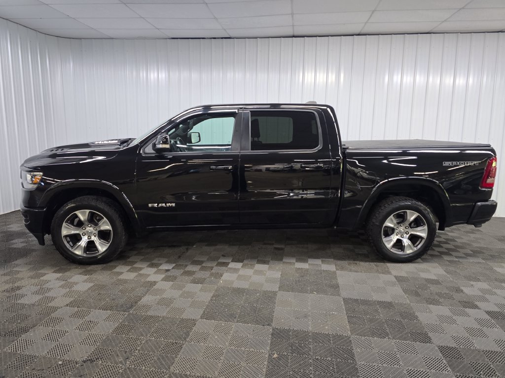 Used 2022 RAM 1500 Laramie w/ Sport Appearance Package AWD/4WD image 5