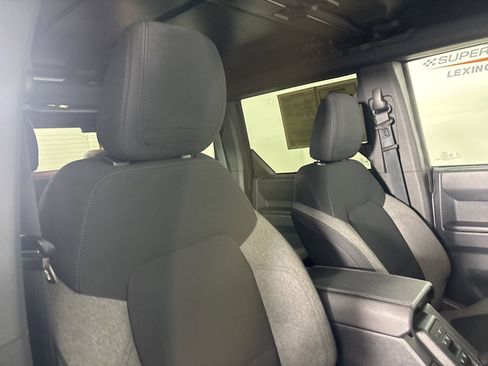 Used 2025 Ford Bronco Big Bend image 25