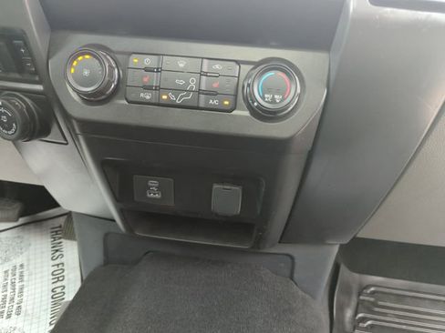 Certified 2022 Ford F250 XLT w/ XLT Premium Package AWD/4WD image 25