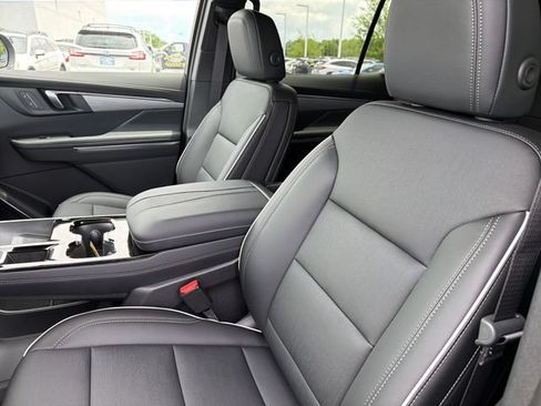 New 2026 Buick Enclave Preferred w/ Super Cruise Package FWD image 17